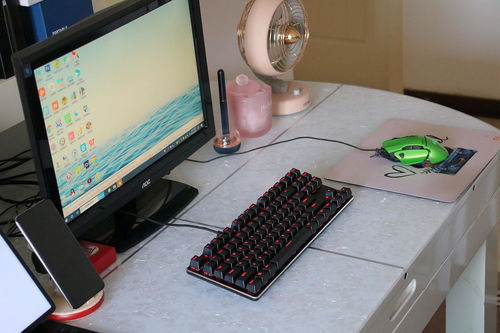 用了就不想换的键盘 九州风神KB500红轴机械游戏键盘深度评测